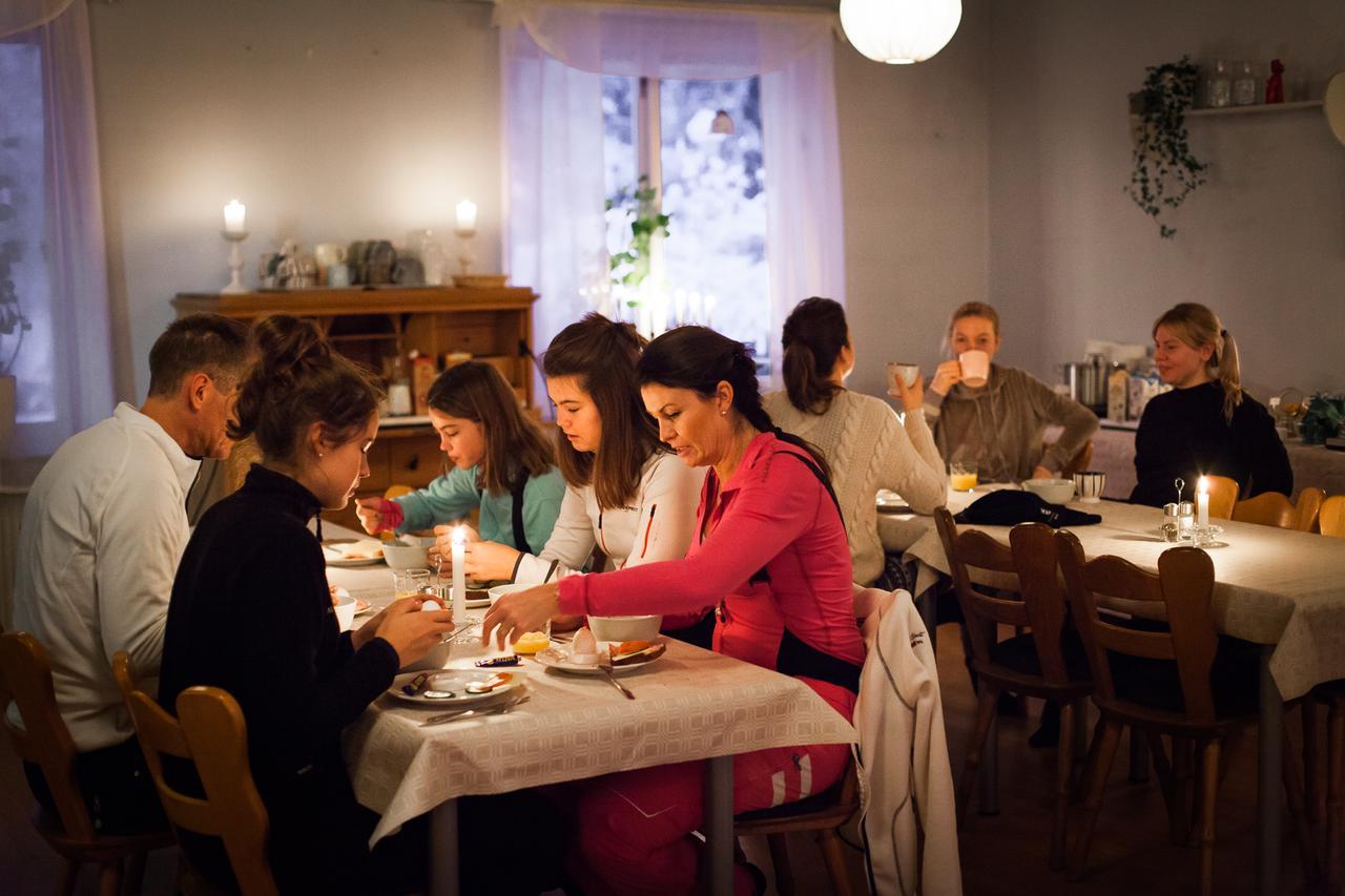 Helsingegarden Hostel Järvsö Εξωτερικό φωτογραφία
